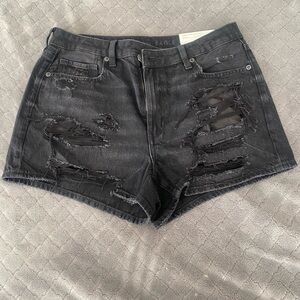 Black distressed shorts